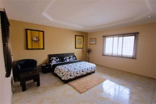 Number 95 Suites Lagos Ngoại thất bức ảnh